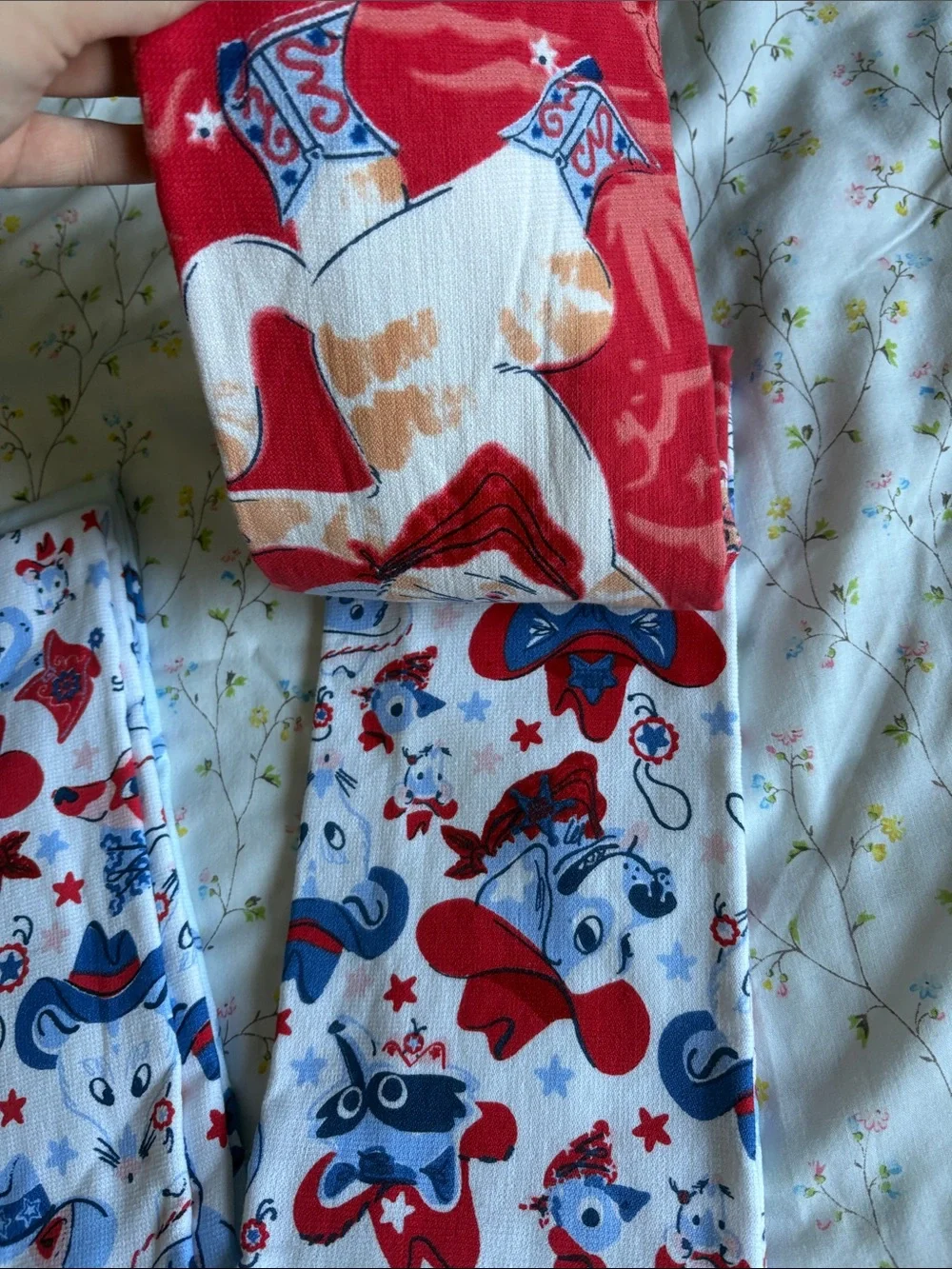 Western Cowboy Dog & Animal Print Kitchen Towels Red, Blue, White (price for 1)